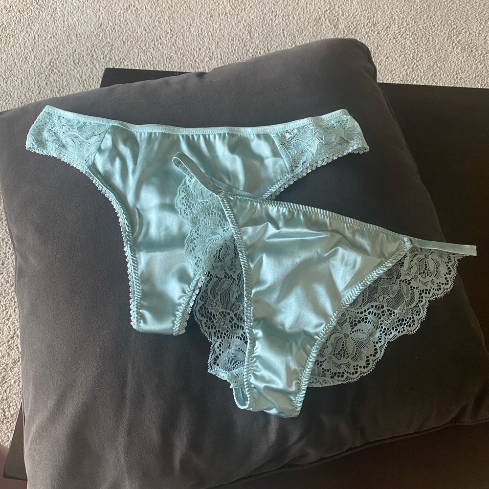 NWOT P2F 2-Pairs Satin and Lace Panties Size Large